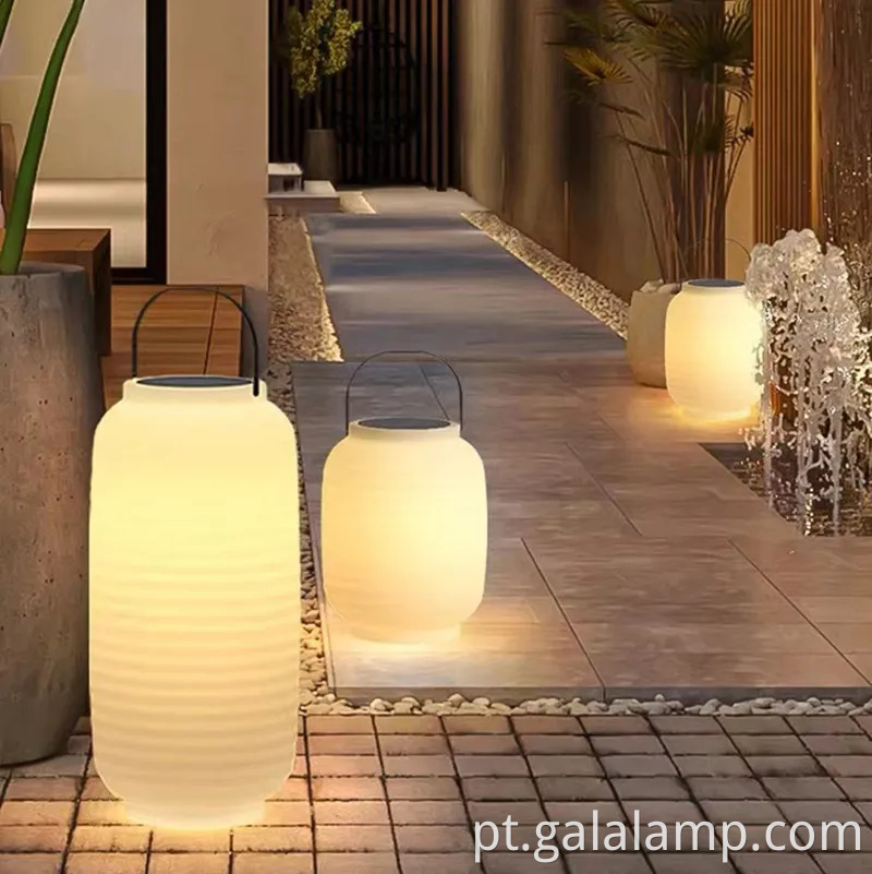 Alto-falante Bluetooth movido a energia solar e combinação de luz de quintal ao ar livre